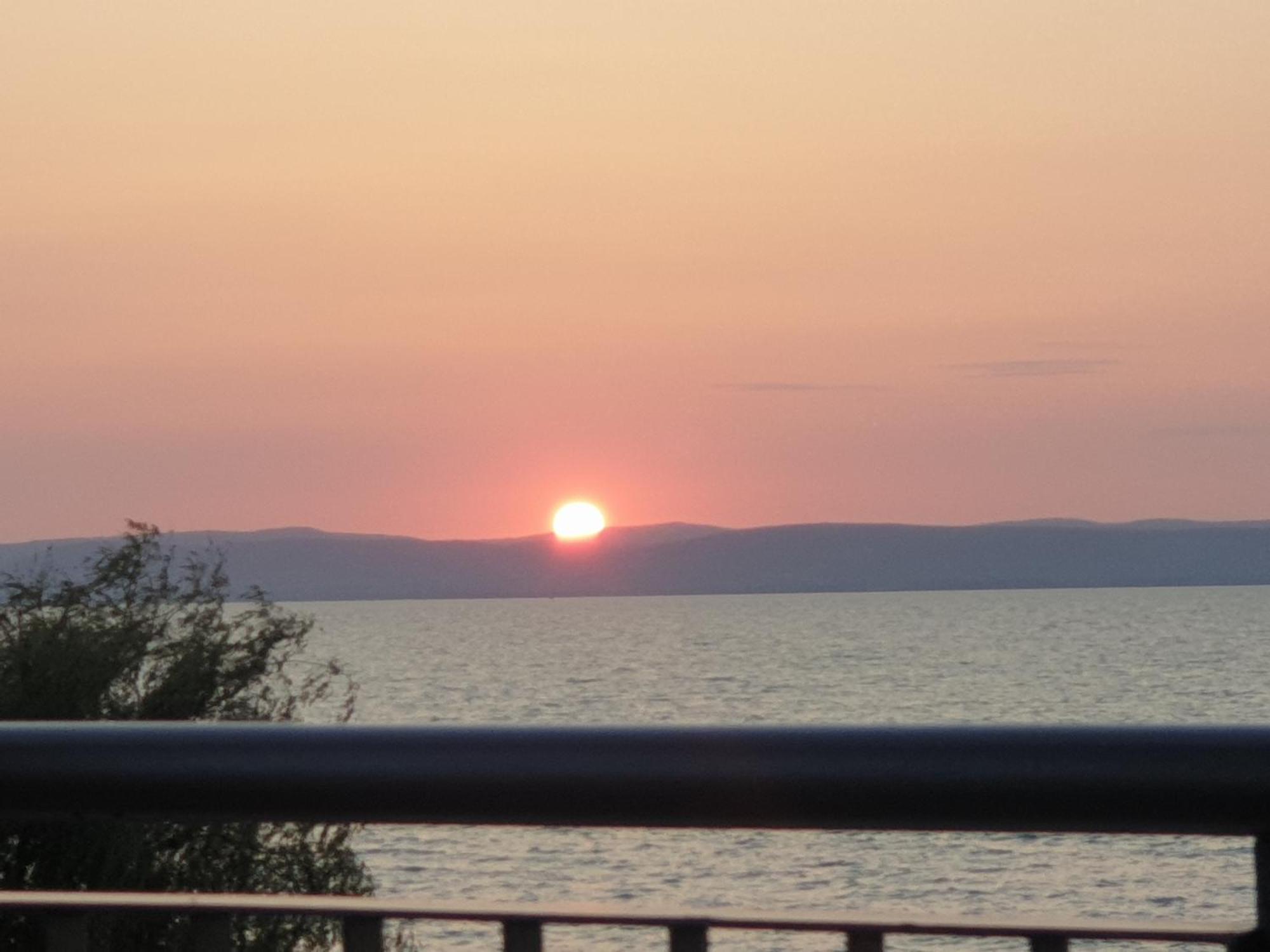 Balaton Lakeside Residence Siófok Exteriör bild